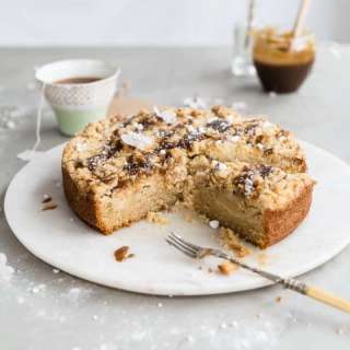 Apple coffee cake with streusel topping
