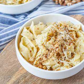 Cevizli Erişte (Turkish Walnut Pasta)