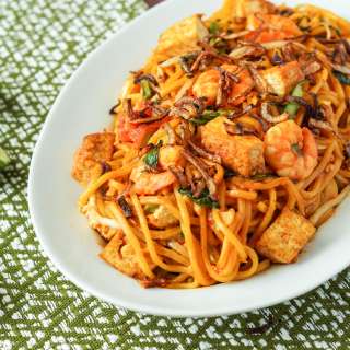 Mee Goreng Mamak (Fried Mamak Noodles)