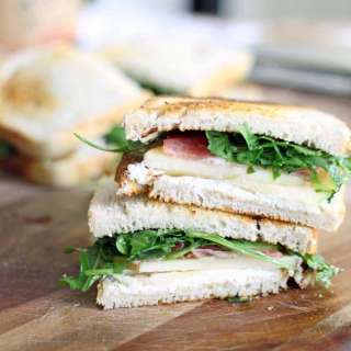 Apple and Prosciutto Sandwich with Goat Cheese and Arugula