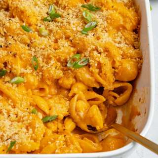 Buffalo Cauliflower Mac and Cheese