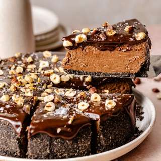 Dark Chocolate Cheesecake with Salted Nutella Ganache