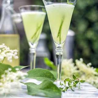 English Garden cocktail and Little Tipples Review