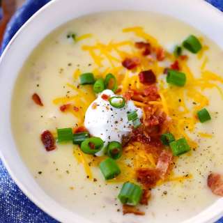 Instant Pot Loaded Baked Potato Soup