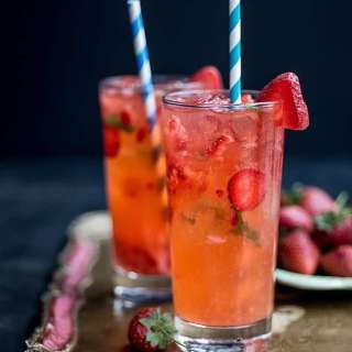 Cocktail Friday: Strawberry Moscow Mule