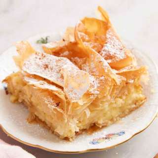 Bougatsa