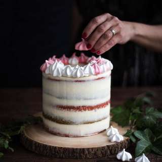 Showstopping Christmas layer cake