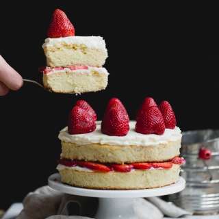 Almond Flour Strawberry Shortcake Cake with Vanilla Bean Cream Cheese Frosting
