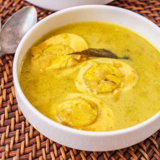 Muttai Kulambu (Sri Lankan Egg Curry)