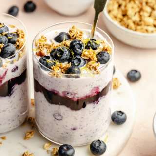 High-Protein Lemon Blueberry Overnight Oats