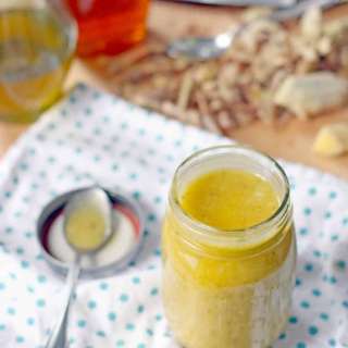 Fresh Ginger and Honey Salad Dressing