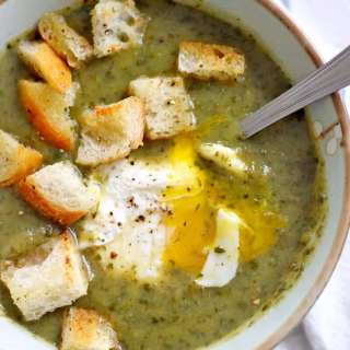 Slow Cooker Asparagus, Spinach, and Potato Soup (Vegan)