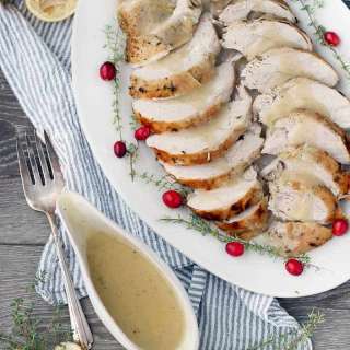 Classic Turkey Gravy from Drippings