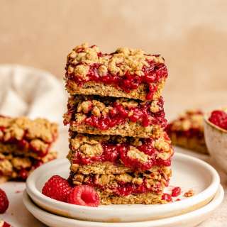 Raspberry Bars with Oatmeal Cookie Crumble