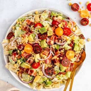 Damn Good BLT Pasta Salad with Creamy Jalapeño Cashew Dressing