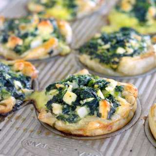 Mini Spinach Feta Pies (Spanakopita)