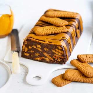 Biscoff Chocolate Biscuit Cake