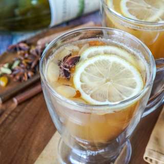 Hvid Gløgg (Danish White Mulled Wine)