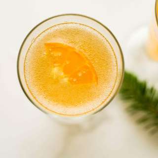 Guava Juice Drinks with prosecco