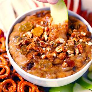Peanut Butter Dip with Cinnamon and Raisins