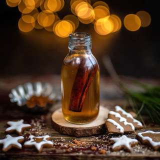 Homemade gingerbread syrup