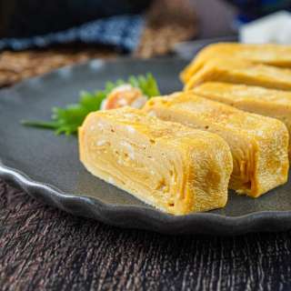 Dashimaki Tamago (Japanese Omelette Rolls)