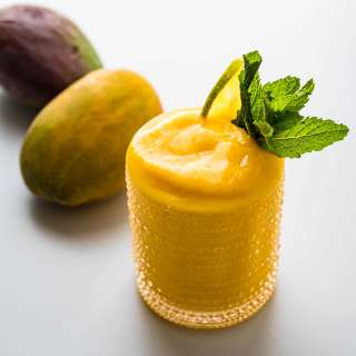 Frozen Mango Daiquiri