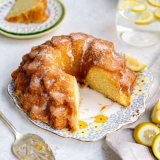 Mary Berry's Lemon Drizzle Cake