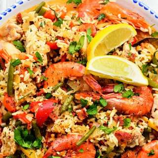 Slow Cooker Paella with Chicken, Chorizo and Shrimp