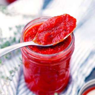 10-Minute Homemade Pizza Sauce