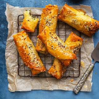 Air Fryer Spanakopita Rolls