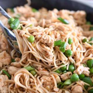 Easy Spicy Garlic Ramen Noodles