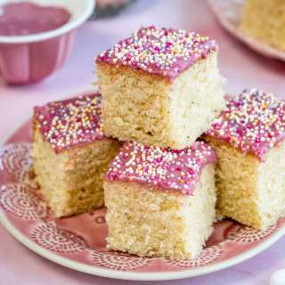 Air Fryer Vanilla Cake