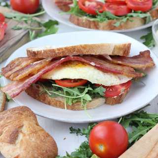 Breakfast BLTs with Spicy Mayo and Arugula
