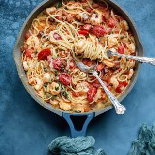 Lemon Garlic Shrimp Pasta