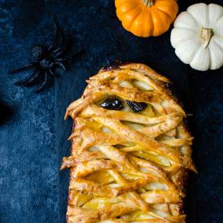 Easy Apple Tart - A Halloween Recipe