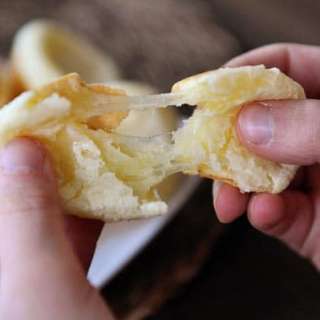 Easy Brazilian Cheese Bread {Pao de Queijo}