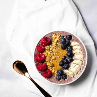 Mango and Pineapple Peanut Butter Açaí Bowls