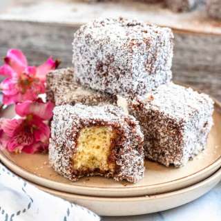 Easy Lamingtons Recipe from Australia