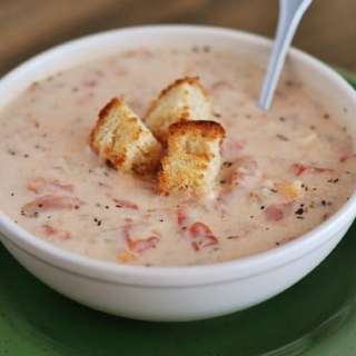 Slow Cooker Tomato Basil Soup