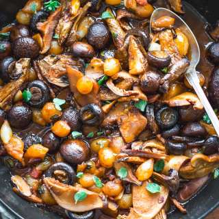 Mushroom Stew- Manitaria Stifado
