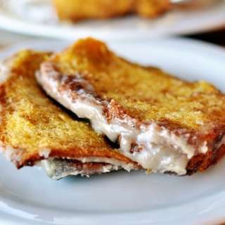 Pumpkin Cinnamon Pull-Apart Bread with Vanilla Glaze