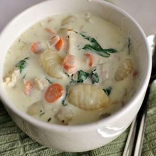 Hearty Chicken Gnocchi Soup