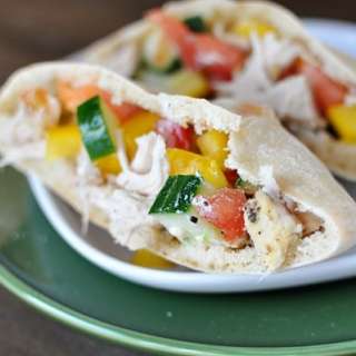 Greek Chicken Pita Pockets {Slow Cooker}