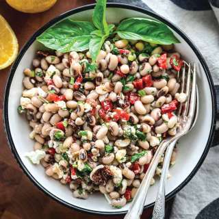 Black-Eye Pea Salad - Mavromatika Salata