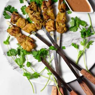 Chicken Satay with Peanut Sauce