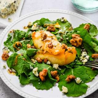 Caramelized Pear Gorgonzola Salad