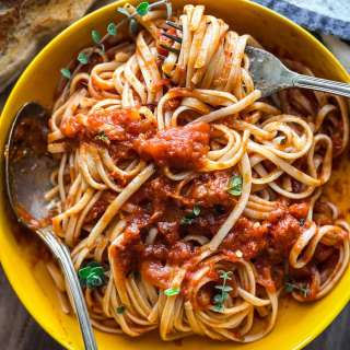 Greek tomato sauce