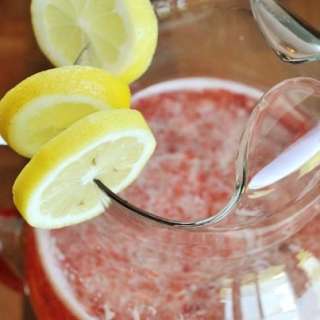 Fresh Strawberry Lemonade