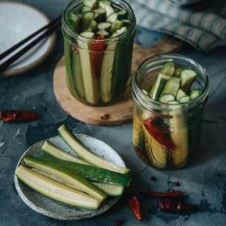 Chinese Pickled Cucumber (A Quick Pickle Recipe)